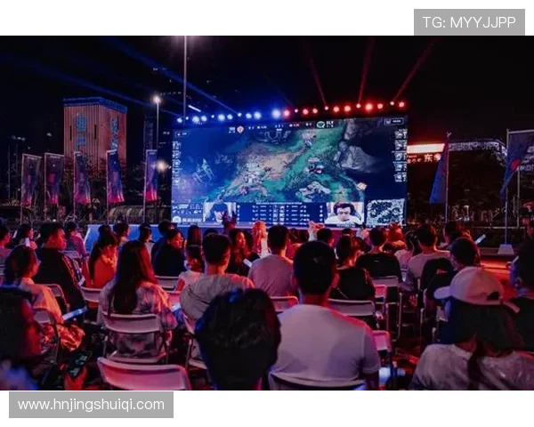 全球总决赛激情开战各路强队鏖战赛场掀起电竞狂潮