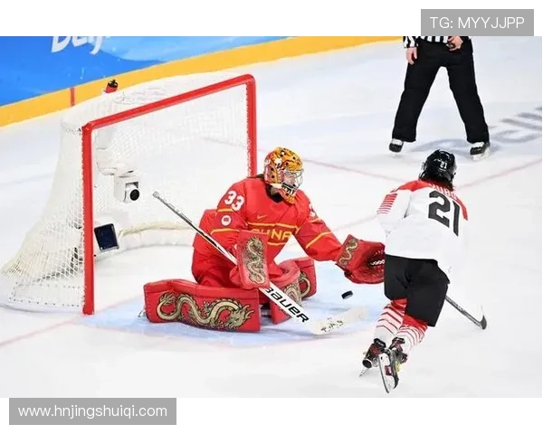 中国男篮逆转胜菲律宾晋级亚洲杯四强，展现强大团队实力