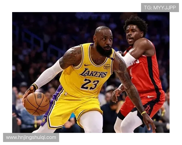 湖人三巨头合力爆发逆转勇士 詹姆斯再创里程碑引全场沸腾