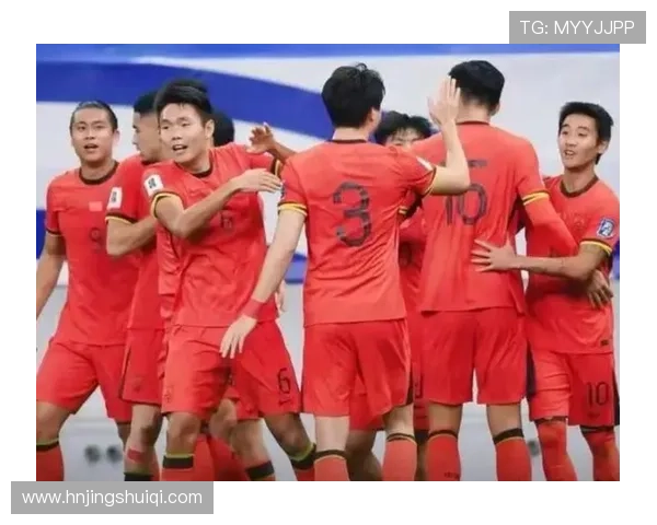 世界杯预选赛激烈角逐 中国男足迎战强敌，力争晋级正赛