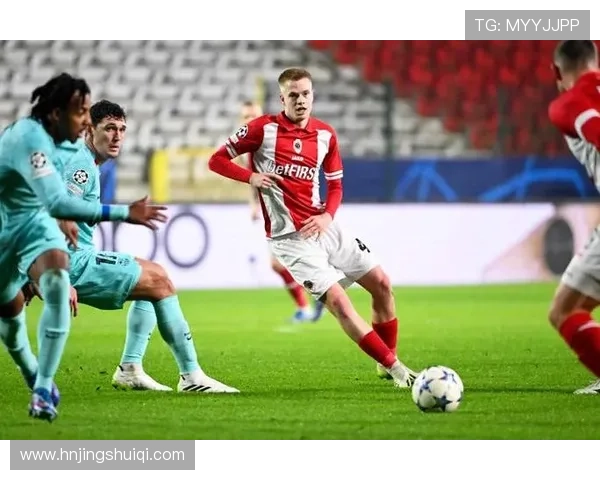 马德里竞技签约新援并宣布球队最新阵容调整备战新赛季